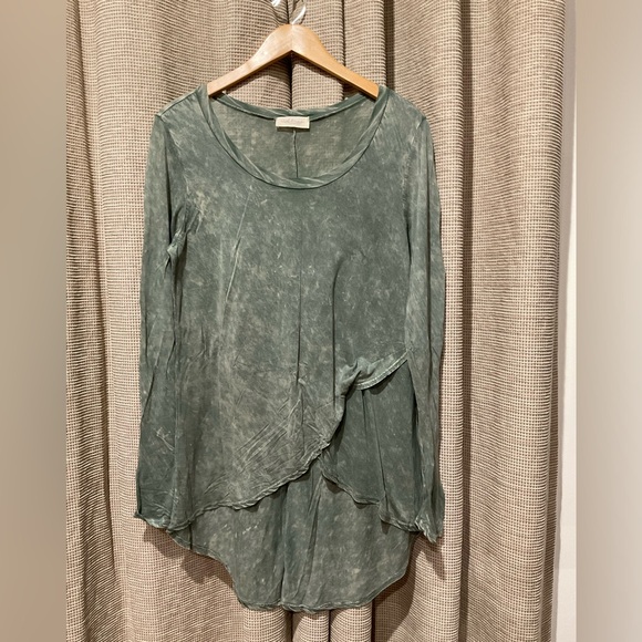 Agree Green Asymmetric Hem Tunic, Size Medium - Picture 1 of 7